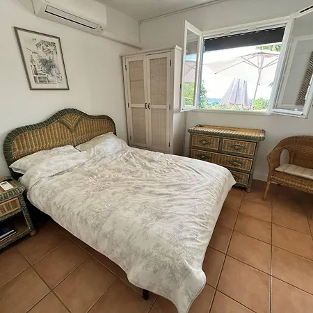 Mas Climatise Avec Piscine Et Vue A - Fr-1-726-54